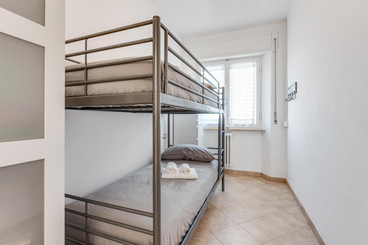 Ferienwohnung Casa Fiora, A 50 M Dal Mare San Vincenzo Exterior foto